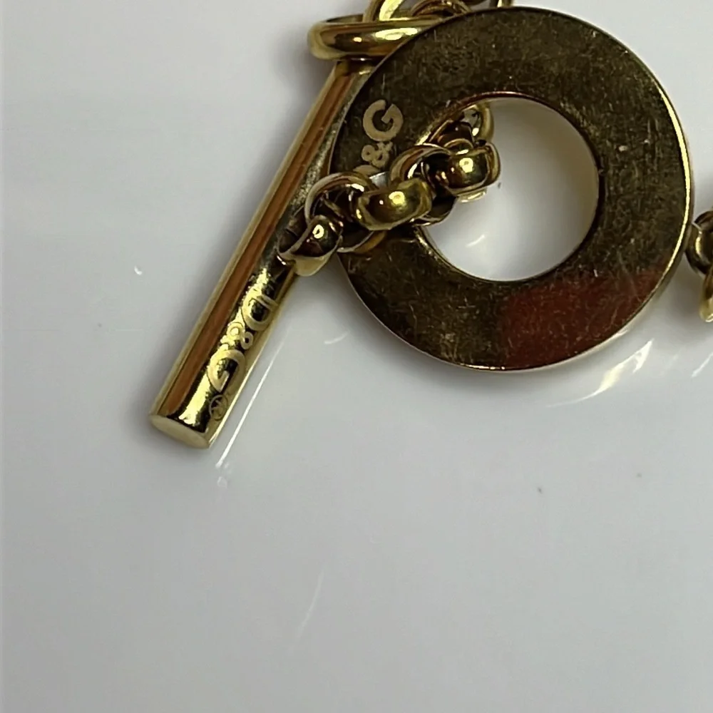 D&G VINTAGE GOLD TOGGLE NECKLACE